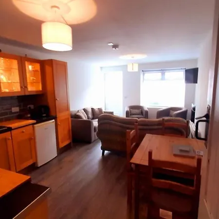 Ballycastle - Ash Tree House *