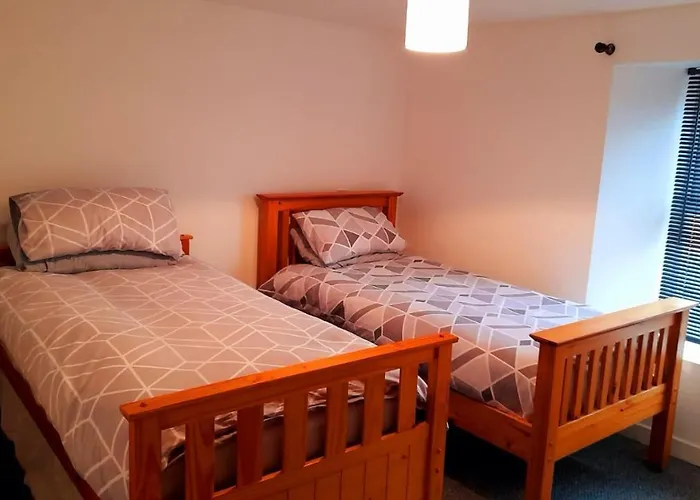 Ballycastle - Ash Tree House Отель Балликасл